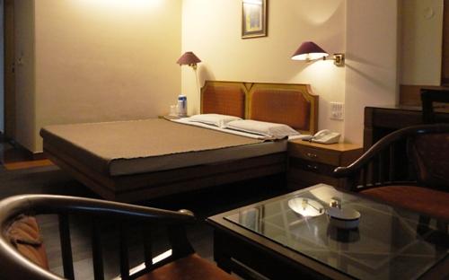 Hotel Shelter 